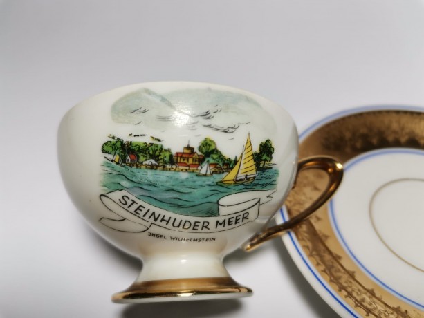 Plankenhammer Floss Bavaria, Баварская мануфактура Коллекционная Кофейная пара с изображением о. Вильгельмштейн