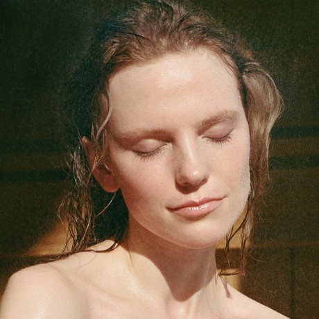 MADARA Bitter Honey Moisture Wash  Увлажняющее мыло с горьким медом