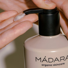 MADARA Bitter Honey Moisture Wash  Увлажняющее мыло с горьким медом