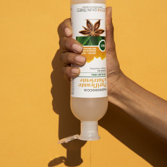 SAPONE DI UN TEMPO Reinigendes, pflegendes Bade- und Duschgel Anis, susse brasilianische Orange  Очищающий, питательный гель для ванны и душа анис, сладкий бразильский апельсин