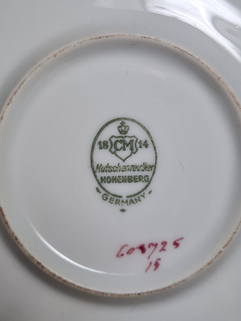 Кофейная пара винтажная Hutschenreuther Bavaria в черно-золотых тонах, фарфор, Германия, 1970-80гг.