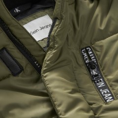 Calvin Klein Winterjacke fur Jungen (recycelt) Зимняя куртка для мальчика (переработанная)