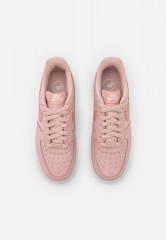 Nike Sportswear AIR FORCE 1 07 Sneaker low pink oxford/rose whisper/summit white AIR FORCE 1 07 Низкие кроссовки женские розовый оксфорд/розовый шепот/саммит белый