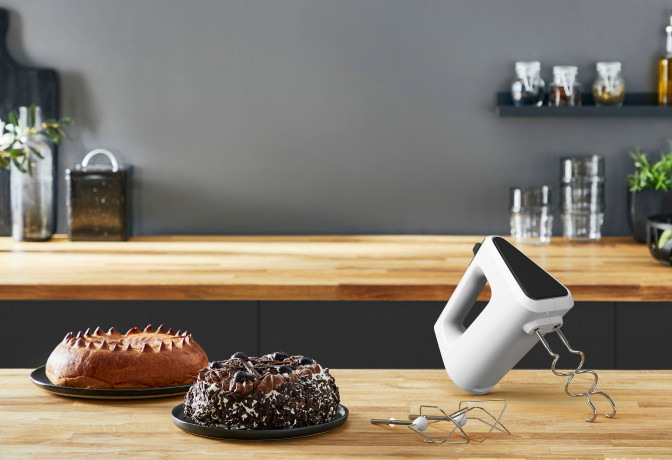 Krups Krups Handmixer GN4001 3 Mix 4000, 450 W, Turbo- und Auswurf-Funktion, inkl. 2 Ruhrbesen und 2 Knethaken  Ручной миксер Krups GN4001 3 Mix 4000, 450 Вт, турбонаддув и функция выброса, включая 2 венчика и 2 насадки для теста