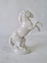 Статуэтка винтажная Hofreitschule Wien "Конь", ручная работа, фарфор, 14 см, Австрия, 1970-80гг.