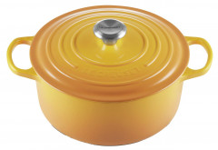 Le Creuset LE CREUSET Br\u00e4ter rund 26cm nectar SIGNATURE gold LE CREUSET выводок круглый 26см нектар SIGNATURE
