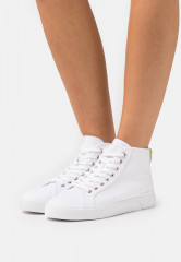 Tommy Hilfiger ESSENTIAL  High-top trainers white ESSENTIAL Высокие кроссовки белый