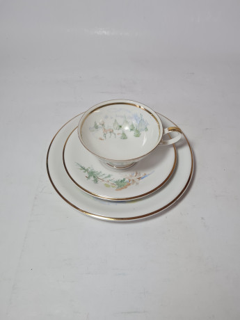 Чайное трио винтажное Schrinding Bavaria, белый фарфор с изображением оленя в лесу, Германия, 1960-70гг.