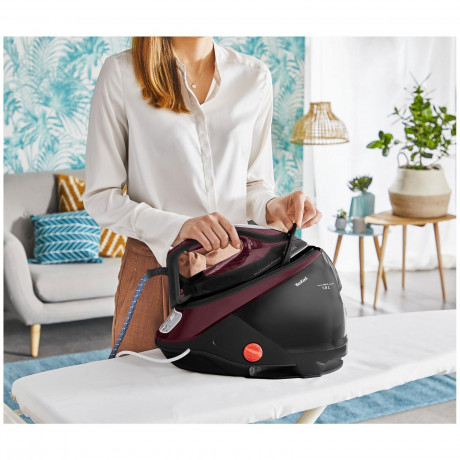 Tefal Tefal Dampfbugelstation Dampfbugelstation PRO EXPRESS PROTECT GV9230  Паровая гладильная станция Tefal Паровая гладильная станция PRO EXPRESS PROTECT GV9230