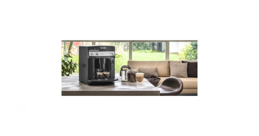 DeLonghi DeLonghi Magnifica ESAM 3000.B, Vollautomat schwarz  schwarz DeLonghi Magnifica ESAM 3000.B, полностью автоматический, черный