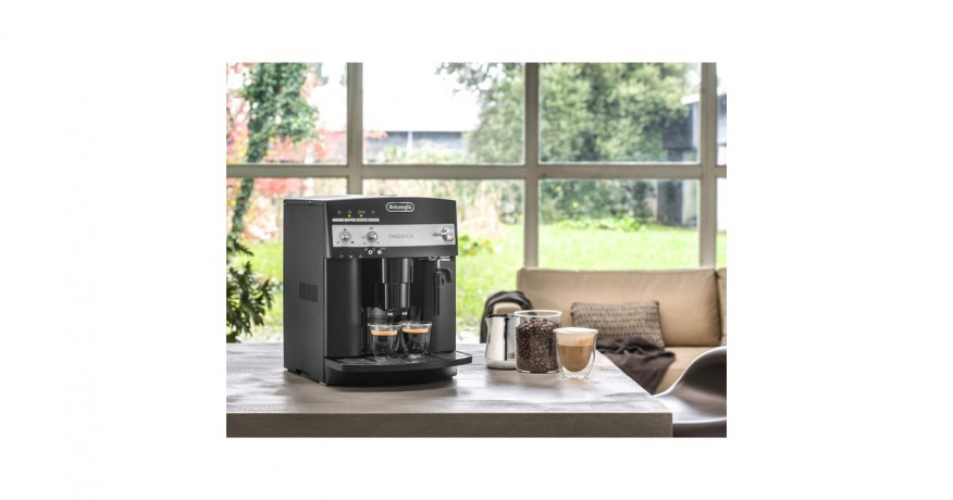 DeLonghi DeLonghi Magnifica ESAM 3000.B, Vollautomat schwarz  schwarz DeLonghi Magnifica ESAM 3000.B, полностью автоматический, черный