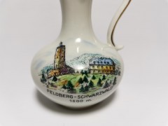 Porzellanfabrik Oechsler&amp;Andechser Bavaria (Kaiser), Коллекционный Кувшинчик 9см х 6см с изображением вершины Фельдберг, 1952-1955гг.