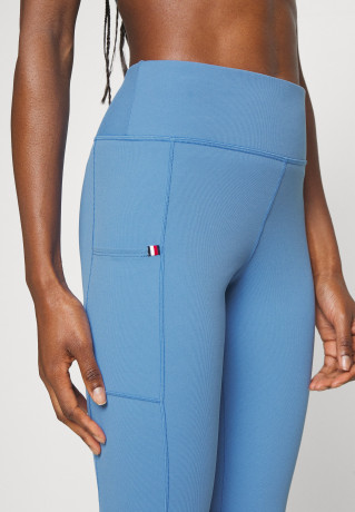 Tommy Hilfiger SORONA MIXED LEGGING Leggings sky cloud СМЕШАННЫЕ ЛЕГГИНСЫ SORONA Леггинсы небо облако