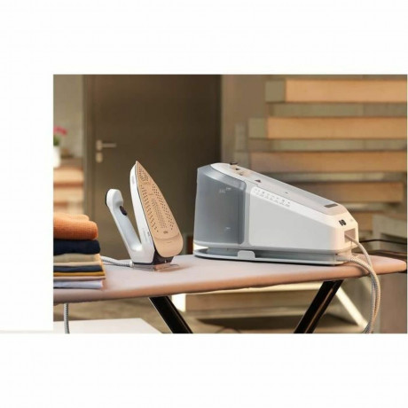 Braun Braun Dampfbugeleisen Vertikale Dampfbugeleisen Braun IS7262 CARESTYLE 7 PRO 2700 W  Паровой утюг Braun Вертикальный паровой утюг Braun IS7262 CARESTYLE 7 PRO 2700 W