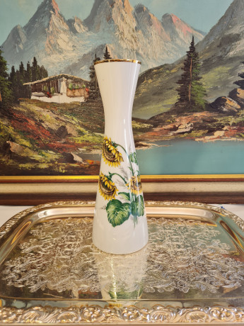 Ваза винтажная  Schumann Arzberg Bavaria, белый фафор с декором и позолоченным ободком "Подсолнечники", 26 x 7,5 см / 5,5 см, Германия, 1960-70гг.