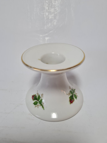 Подсвечник винтажный Seltmann Weiden с сиреневыми цветками, фарфор, 6.5 x 8 см, Германия, 1960-70гг.