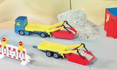 SIKU SIKU 1695 LKW mit Absetzmulde und Anhanger Грузовик SIKU 1695 с скипом и прицепом