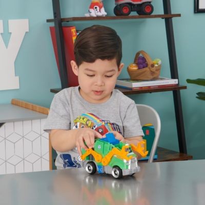 Spin Master Paw Patrol Rockys Deluxe Basis Fahrzeug aus dem Kinofilm mit Hundefigur Базовый автомобиль Paw Patrol Rocky's Deluxe из фильма с фигуркой собаки