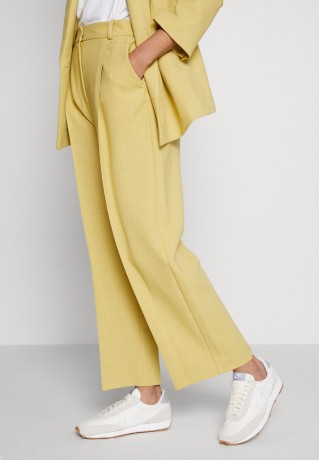 Nike Sportswear DAYBREAK Sneaker low summit white/white/pale ivory/light smoke grey/med brown DAYBREAK Низкие кроссовки женские вершина белый/белый/светлая слоновая кость/светло-серый дым/средне-коричневый