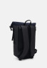 Tommy Hilfiger URBAN COMMUTER TECH BACKPACK UNISEX Rucksack pitch blue РЮКЗАК URBAN COMMUTER TECH UNISEX Рюкзак смоль синий