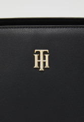 Tommy Hilfiger TIMELESS MED  Tote bag black TIMELESS MED Сумка-тоут черный