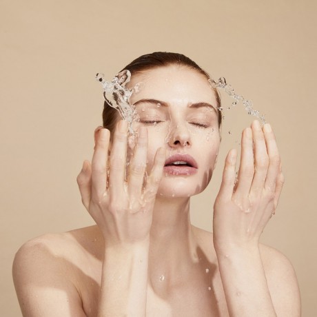 Cle de Peau Beaute Clarifying Cleansing Foam  Очищающая пенка для умывания