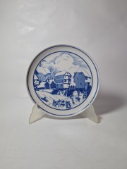 Hutschenreuther 1814 Винтажная тарелка эксклюзивно для Нидертхальского двора "Зима в горах", 20см, Германия, 1970-80гг.