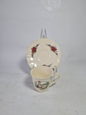 Две кофейные пары винтажные Sarreguemines "Девочка с гусем", фарфор, Франция, 1960-70гг.