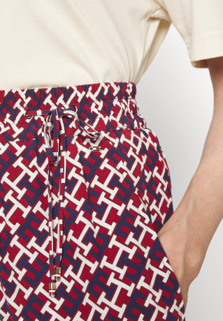 Tommy Hilfiger PULL ON PANT Trousers red PULL ON PANT Брюки красный