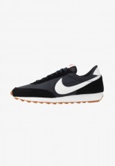 Nike Sportswear DAYBREAK Sneaker low black/summit white/off noir/brown/team orange DAYBREAK Низкие кроссовки женские черный/саммит белый/off noir/коричневый/team Orange