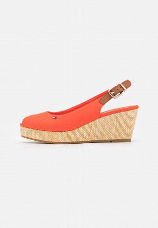 Tommy Hilfiger ICONIC ELBA SLING BACK WEDGE Platform sandals deep orange ICONIC ELBA SLING BACK WEDGE Сандалии на платформе темно-оранжевый