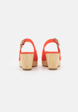 Tommy Hilfiger ICONIC ELBA SLING BACK WEDGE Platform sandals deep orange ICONIC ELBA SLING BACK WEDGE Сандалии на платформе темно-оранжевый