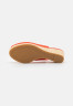 Tommy Hilfiger ICONIC ELBA SLING BACK WEDGE Platform sandals deep orange ICONIC ELBA SLING BACK WEDGE Сандалии на платформе темно-оранжевый