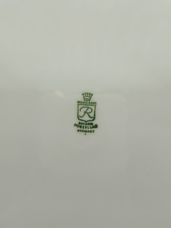 Набор сервировочных тарелок винтажных Wundsiedel Bavaria "Лось", "Кабан", "Заяц", 6 шт., фарфор, 27 см, Германия, 1960-70гг.