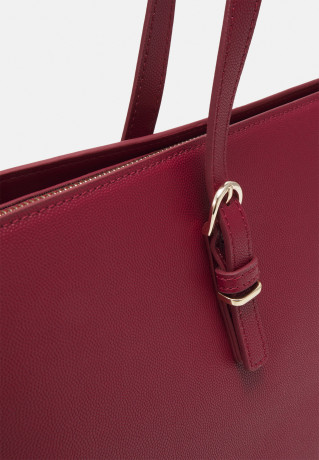Tommy Hilfiger TIMELESS MED Tote bag rouge TIMELESS MED Сумка-тоут румяна