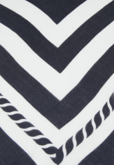 Tommy Hilfiger COAST SQUARE  Foulard space blue mix COAST SQUARE платок космический синий микс