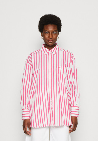 Tommy Hilfiger STRIPED ICON OVERSIZED SHIRT Button-down blouse pink/white РУБАШКА OVERSIZE STRIPED ICON Блузка на пуговицах розовый/белый