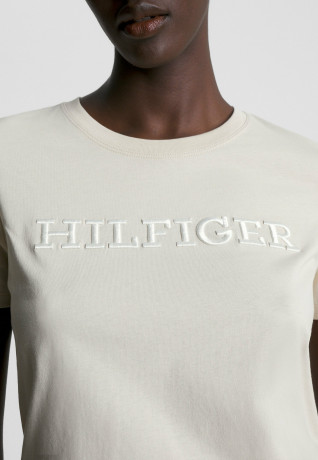 Tommy Hilfiger LOGO EMBROIDERY  Print T-shirt classic beige LOGO EMBROIDERY Футболка с принтом классический бежевый