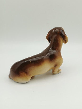 Статуэтка винтажная Goebel "Светло-коричневая такса", фарфор, 11 х 8 см, Германия, 1970-80гг.