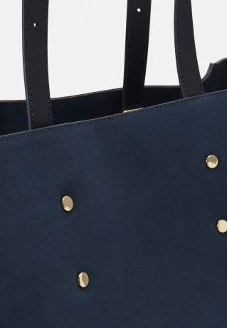 Tommy Hilfiger RELAXED LEATHER TOTE SUEDE Tote bag blue coast RELAXED LEATHER TOTE SUEDE Сумка-тоут голубое побережье