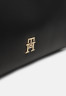 Tommy Hilfiger Handbag black сумочка черный
