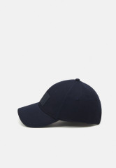 Tommy Hilfiger COAST CAP Cap space blue ПОБЕРЕЖНАЯ КЕПКА Кепка космический синий