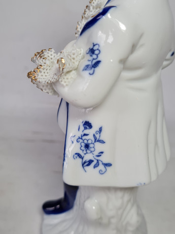 Статуэтка винтажная Ginori "Мужчина в белом костюме", фарфор, 21 x 8 см, Италия, 1960-70гг. 