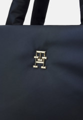 Tommy Hilfiger FLOW TOTE SOLID Tote bag space blue FLOW TOTE SOLID Сумка-тоут космический синий