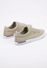 Tommy Hilfiger ESSENTIAL STRIPES Trainers beige ESSENTIAL STRIPES Кроссовки бежевый
