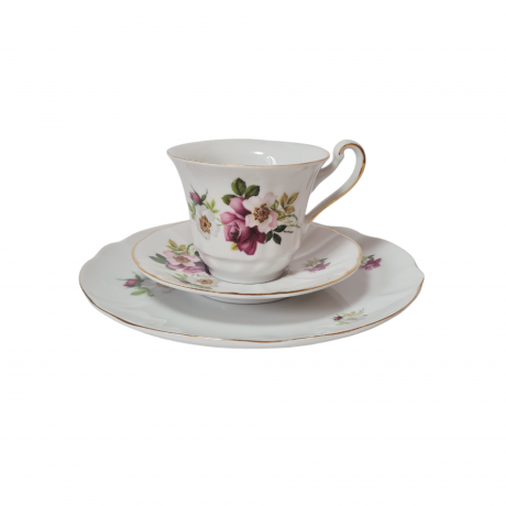 Чайное трио винтажное Winterling Schwarzenbach Bavaria, белый фарфор с ярким цветочным декором и позолоченным ободком, Германия, 1960-70гг.