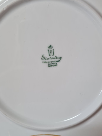 Чайное трио винтажное Winterling Schwarzenbach Bavaria, белый фарфор с ярким цветочным декором и позолоченным ободком, Германия, 1960-70гг.