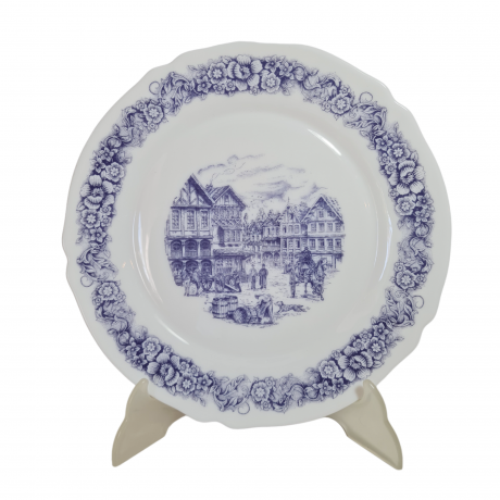 Тарелка винтажная сервировочная Arcopal  с изображением города и цветочным орнаментом, фарфор, 25 x 2 см, Франция, 1960-70гг.