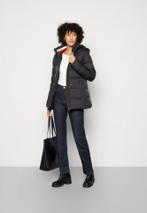 Tommy Hilfiger GLOBAL STRIPE  Down coat black GLOBAL STRIPE Пуховое пальто черный