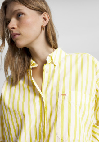Tommy Hilfiger STRIPED ICON OVERSIZED SHIRT Button-down blouse banker vivid yellow РУБАШКА OVERSIZE STRIPED ICON Блузка на пуговицах банкир ярко-желтый